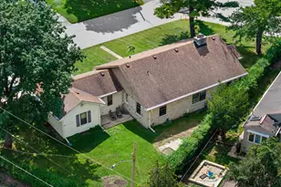 5644 N Paradise Ln, Glendale, WI 53209 - Photo 44