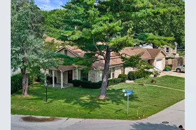 5644 N Paradise Ln, Glendale, WI 53209 - Photo 46