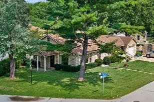 5644 N Paradise Ln, Glendale, WI 53209 - Photo 46