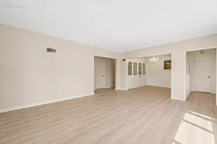 5644 N Paradise Ln, Glendale, WI 53209 - Photo 16
