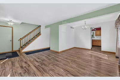9820  70th St, Kenosha, WI 53142 - Photo 4