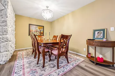 N85W15700  Ridge Rd #307, Menomonee Falls, WI 53051 - Photo 12