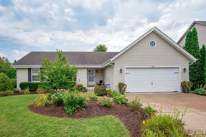 4011 W Whispering Ridge Pass, Franklin, WI 53132 - Photo 2