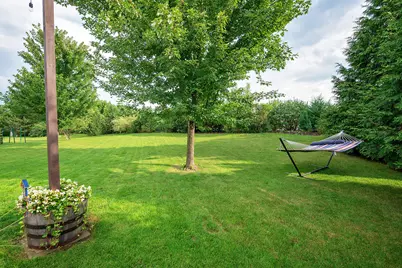 4011 W Whispering Ridge Pass, Franklin, WI 53132 - Photo 40
