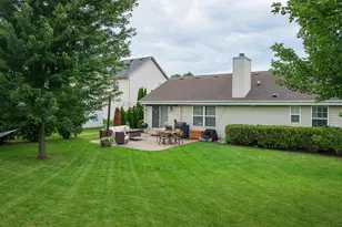 4011 W Whispering Ridge Pass, Franklin, WI 53132 - Photo 36