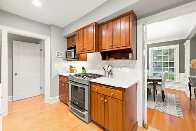 2516 N 90th St, Wauwatosa, WI 53226 - Photo 14
