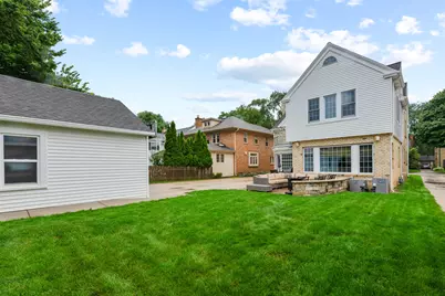 2516 N 90th St, Wauwatosa, WI 53226 - Photo 44
