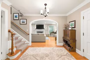 2516 N 90th St, Wauwatosa, WI 53226 - Photo 4