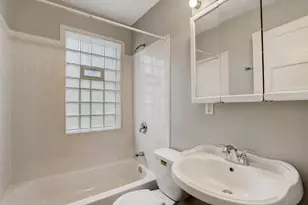 3313 W Wells St, Milwaukee, WI 53208 - Photo 26