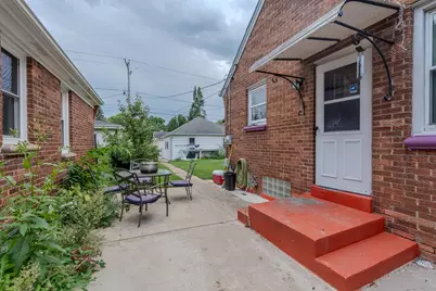 3221 W Oklahoma Ave, Milwaukee, WI 53215 - Photo 18