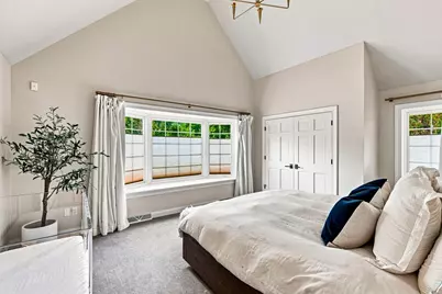 9648 N Columbia Dr, Mequon, WI 53092 - Photo 46