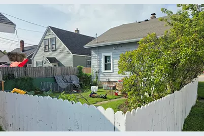 9301 W Greenfield Ave, Milwaukee, WI 53214 - Photo 30