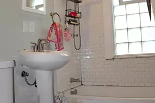9301 W Greenfield Ave, Milwaukee, WI 53214 - Photo 10