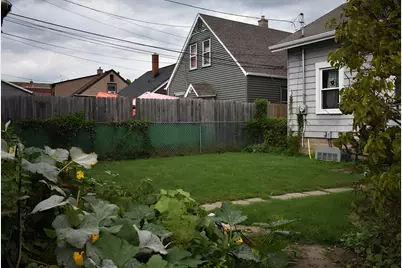 9301 W Greenfield Ave, Milwaukee, WI 53214 - Photo 32