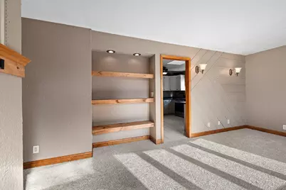 1525 S 25th St, Manitowoc, WI 54220 - Photo 10
