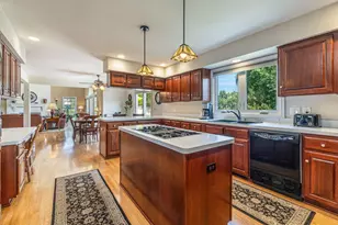 10434 N Haddonstone Pl, Mequon, WI 53092 - Photo 8
