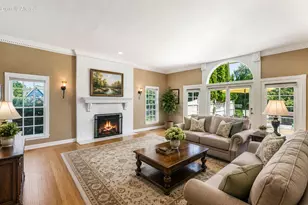 10434 N Haddonstone Pl, Mequon, WI 53092 - Photo 10