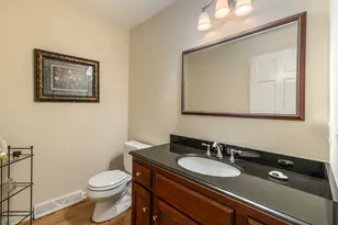 10434 N Haddonstone Pl, Mequon, WI 53092 - Photo 14