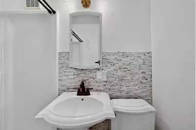 744 N 115th St, Wauwatosa, WI 53226 - Photo 14