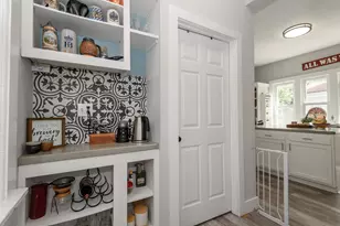 2572 S Howell Ave, Milwaukee, WI 53207 - Photo 28