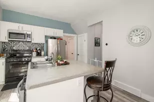 2572 S Howell Ave, Milwaukee, WI 53207 - Photo 22