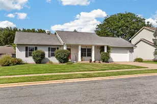 1907 Evenson Dr, Onalaska, WI 54650 - Photo 2