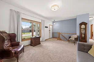1907 Evenson Dr, Onalaska, WI 54650 - Photo 4