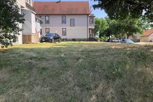 3925 W Greenfield Ave, Milwaukee, WI 53215 - Photo 4