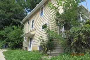 732 E North St, Waukesha, WI 53188 - Photo 2