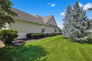 1774 Regal Ct, Oconomowoc, WI 53066 - Photo 34