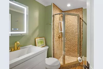 2257 N 64th St, Wauwatosa, WI 53213 - Photo 10