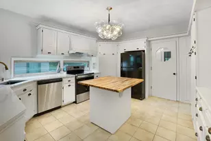 2257 N 64th St, Wauwatosa, WI 53213 - Photo 16