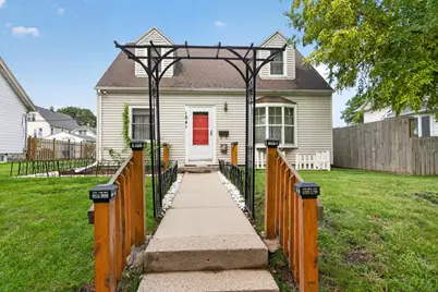 1641 S 81st St, West Allis, WI 53214 - Photo 1