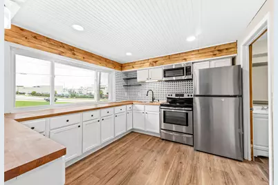 735 E North St, Waukesha, WI 53188 - Photo 10