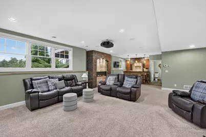 1347 W Stillwater Cir, Mequon, WI 53092 - Photo 28