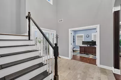 1347 W Stillwater Cir, Mequon, WI 53092 - Photo 10