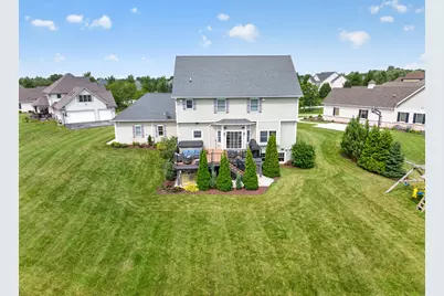 1347 W Stillwater Cir, Mequon, WI 53092 - Photo 34