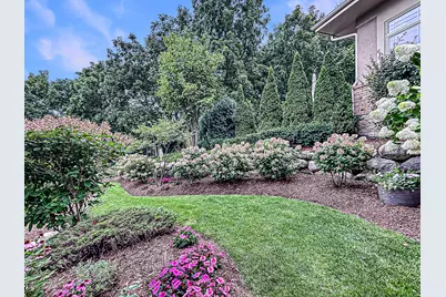 3607  Oak Valley Ln, Waukesha, WI 53188 - Photo 40
