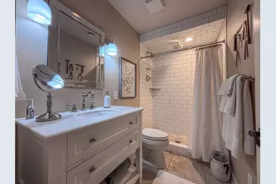 3607  Oak Valley Ln, Waukesha, WI 53188 - Photo 32
