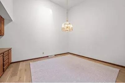 N80W13596  River Park Dr, Menomonee Falls, WI 53051 - Photo 22