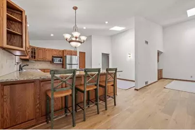 N80W13596  River Park Dr, Menomonee Falls, WI 53051 - Photo 6