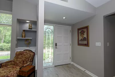 880  Pilgrim Pkwy, Elm Grove, WI 53122 - Photo 20
