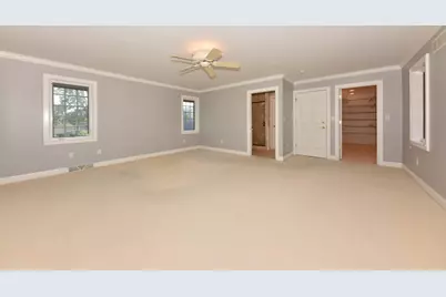 W176N8474  Sunset Ridge Dr, Menomonee Falls, WI 53051 - Photo 30