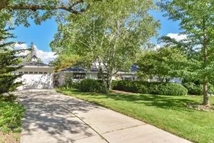 W176N8474 Sunset Ridge Dr, Menomonee Falls, WI 53051 - Photo 46