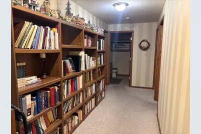 3989  Arrowhead Ct, Sheboygan, WI 53083 - Photo 22