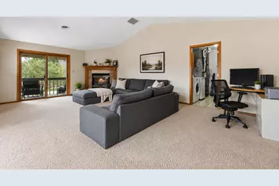 3301  13th St #6D, Kenosha, WI 53144 - Photo 4