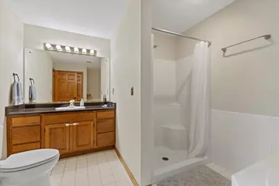 3301  13th St #6D, Kenosha, WI 53144 - Photo 6