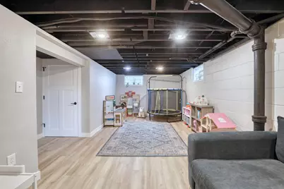 8164 W Dixon St, Milwaukee, WI 53214 - Photo 22