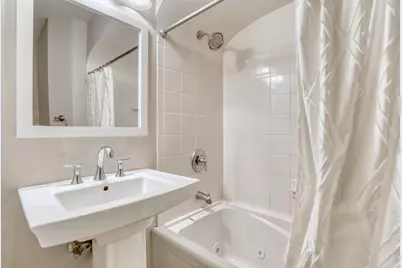 8164 W Dixon St, Milwaukee, WI 53214 - Photo 18