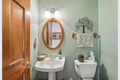 306 W Juniper Dr, Grafton, WI 53024 - Photo 12